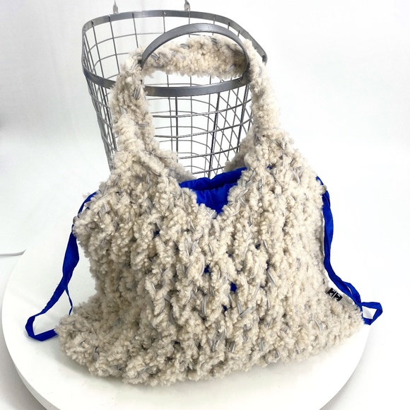 Real Shearling Knit Tote bag with a Detachable Nylon Pouch - Picture 1 of 6